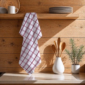 High Quality Red Stripe Design Yarn Dyed <b>Kitchen</b> <b>Towels</b> For Christmas 100% OEM <b>Kitchen</b> <b>Towel</b> Bulk Quantity - Product Image 1