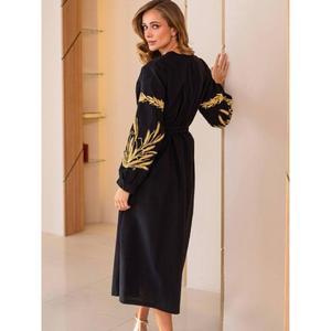 Vestido Ucraniano Hecho a Mano, Vestido Color Trigo para Mujer, Estilo Pareja Ucraniana, Bordado Negro, Vestido Ucraniano Bordado, Vishivanka - Product Image 4
