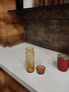 Pot à bougie en verre cylindrique résistant à la chaleur, coloré et fait sur mesure, avec couvercle en verre, pour la décoration de Noël à la maison - Product Image 2