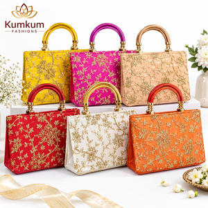 Pochette de soirée indienne faite à la main en soie satinée brodée vintage avec perles et deux poignées – Idéale pour le Nouvel An, les mariages et les fêtes - Product Image 4