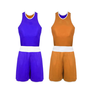 Ensemble débardeur et short de boxe violet avec ceinture blanche, vêtements d'entraînement confortables en polyester pour toutes les saisons - Product Image 4