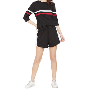 T-shirts et shorts pour femmes en coton 100% durable, couleur unie, au-dessus du genou, tricot décontracté, ensemble court 2 pièces pour l'été - Product Image 1