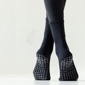 Calcetines de Pilates al por Mayor con Logotipo Personalizado, Antideslizantes, para Yoga y Gimnasio, Unisex, de Algodón y Spandex, hasta la Pantorrilla - Product Image 5