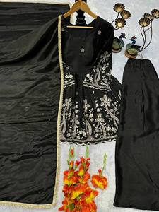 Ensemble Kurti et Palazzo de Luxe en Soie Chinon Lourde avec Broderie, Infroissable, Séchage Rapide, Extensible, Idéal pour les Fêtes - Product Image 5