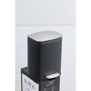 Cestino Rettangolare a Pedale in Acciaio Inox da 5L con Secchio Interno Rimovibile per Uso in Bagno - Product Image 6