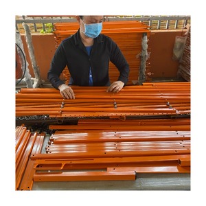 Porte de sécurité industrielle simple et pliable Dup_LP0190 pour entrepôt avec double fonction de pied - Product Image 5
