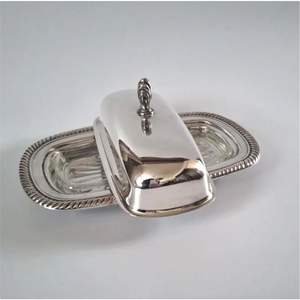 Beurrier de luxe en métal argenté avec couvercle en feuille de ginkgo dorée, en acier inoxydable, avec plateau, pour hôtel, maison et décoration de mariage - Product Image 6