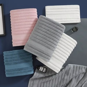 Serviettes en coton personnalisées avec logo, vente en gros, prix bas, grammage élevé, super douces et lisses, séchage rapide, haute absorption, serviettes de bain OEM - Product Image 4