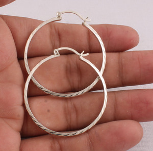 925 Sterling <b>Silver</b> Earrings Wholesale Handmade Vintage Style <b>Solid</b> <b>Silver</b> Dangle Earrings Jewelry Manufacturer Jaipur - Product Image 1