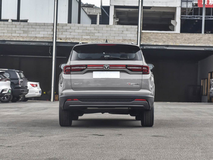Vendita all'Ingrosso di <span class=keywords><strong>Auto</strong></span> Usate Changan CS35 Plus 2025 1.4T DCT Edizione Enjoyable Tipo Noble, SUV 200 km/h - Product Image 6