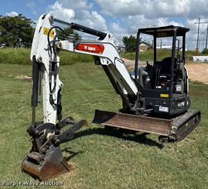 Prix d'usine – Mini-excavatrice Bobcat E35 d'occasion, machine de terrassement économique avec moteur, pompe à engrenages et roulement – Prix abordable - Product Image 1