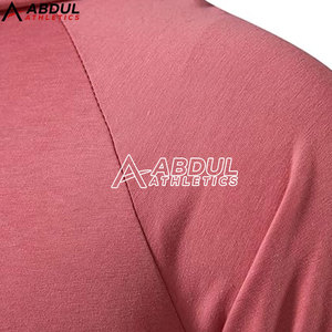 เสื้อฮู้ดฟิตเนสผู้ชายทรงเข้ารูป ผ้าสเตรช สวมใส่สบาย ออกแบบมาเพื่อการออกกำลังกายในยิมและการฝึกซ้อมกลางแจ้ง - Product Image 5