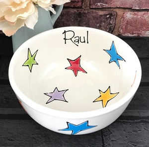 Bol en céramique personnalisé pour enfants avec motif étoile coloré, finition émaillée lisse et nom personnalisé pour les repas quotidiens - Product Image 4