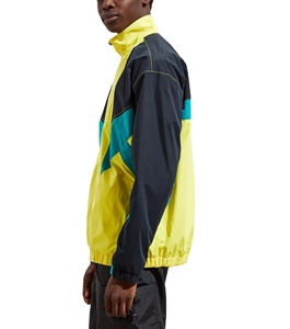 Veste coupe-vent d'extérieur pour hommes de marque personnalisée veste coupe-vent légère à capuche en tissu imperméable et respirant pour l'hiver à fermeture éclair - Product Image 4