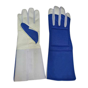 Guantes Profesionales de Esgrima con Agarre Acolchado y Muñequera Ajustable para Adultos y Jóvenes, para Entrenamiento y Combates - Product Image 2