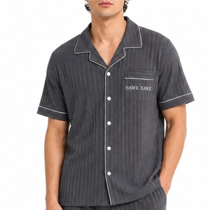 Pyjama utilitaire décontracté à manches courtes pour homme, avec boutons sur le devant, coupe décontractée, vêtements d'extérieur décontractés pour homme - Product Image 4