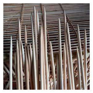 Brochetas Desechables de Bambú Natural para Barbacoa y Alimentos Asados, Acabado Liso, Venta al por Mayor para Asar a la Parrilla - Product Image 1
