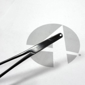 Pince à piercing en acier inoxydable pour clous labret – Outil de précision en acier inoxydable pour insertion et retrait corporel - Product Image 6