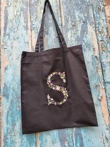 Bolsa de Lona Grande con Bordado Floral y Letras, Asa de Cuerda, Bolsa de Regalo Personalizada con Iniciales para Compras Diarias - Product Image 4