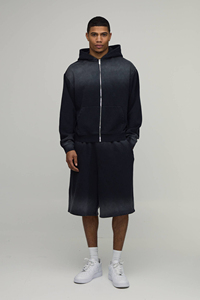 Ensemble sweat à capuche zippé et short oversize pour homme, en coton délavé effet soleil, style streetwear vintage, avec logo personnalisé, respirant - Product Image 1