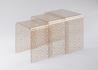 Transparente Acryl-Esstische im Satz: Schickes, modernes Design, platzsparende Lösung für Küche, Schlafzimmer, Bad und Werkstatt