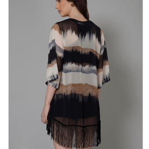 Top de satén de dos tonos con cuello halter y detalles metálicos - Product Image 3