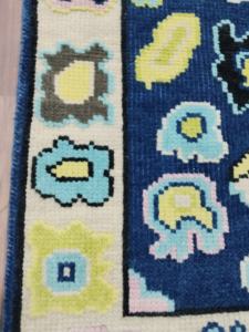 Alfombra de Lana Azul Pastel con Diseño Floral Estilo Oushak, Tejida a Mano, con Corte Tallado, Vintage, Hecha a Mano, Decorativa para Sala de Estar - Product Image 4