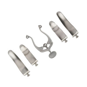 Retractor Quirúrgico Anal Premium con Mecanismo de Retención Automática, Dos Pares de Cuchillas Giratorias, Instrumento de Acero Inoxidable - Product Image 5