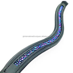 Bandeau de tête de cheval en cuir véritable incurvé, orné de cristaux violets, noirs et bleus personnalisés, disponible dans toutes les tailles, formes et couleurs sur mesure. - Product Image 4