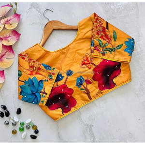 Blusa antigua hecha a mano con estampado de seda pura - Product Image 5