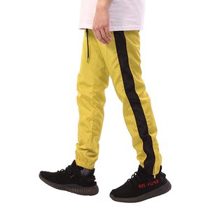Pantalon de survêtement jaune pour homme avec bande latérale noire, taille élastique, cordon de serrage, décontracté, léger, en polyester respirant - Product Image 3