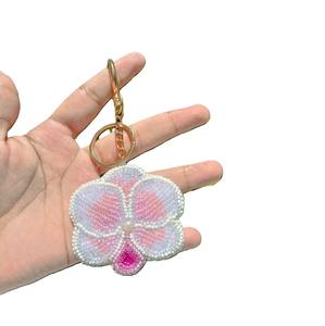 Llavero Étnico con Bordado de Cuentas, Accesorio Moderno con Cuentas Bordadas para Mujer - Product Image 4