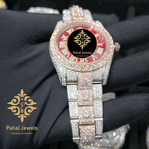 นาฬิกาข้อมือผู้หญิง Pahal Jewels รุ่นหรูหรา หน้าปัดสีแดง ตัวชี้แบบแก้ว สายสแตนเลส สตีล ระบบควอตซ์ ขนาดตัวเรือน 43 มม. สายขนาด 18 มม. - Product Image 3
