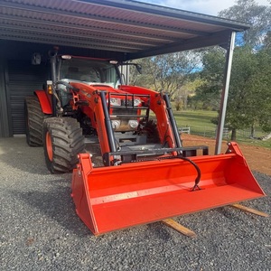 Tracteur Kubota M135GX : Achetez à prix avantageux un équipement agricole durable et haute performance pour les tâches agricoles quotidiennes - Product Image 4