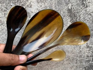 Ensemble de cuillères à caviar en corne de buffle faites à la main, ustensiles de service écologiques naturels de qualité supérieure, compatibles lave-vaisselle, pour cuisines élégantes - Product Image 4