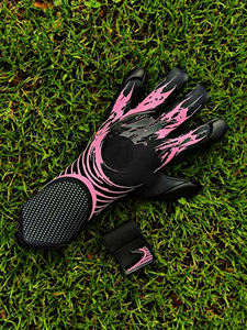 Gants de sport professionnels pour gardiens de but de football, avec matériau respirant et protection des doigts. - Product Image 5