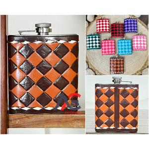 Botella de Whisky de Bolsillo de Cuero Genuino Hecha a Mano con Diseño a Cuadros, de Acero Inoxidable, para Hombre y Mujer, Modelo Premium 2026, de Gran Venta - Product Image 1