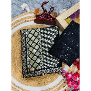Sari ethnique de créateur avec de superbes broderies en zari et en feuille d'or - Product Image 1