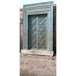 ประตูไม้แกะสลักสไตล์วินเทจงานฝีมือโลหะสถาปัตยกรรมโบราณสำหรับตกแต่งบ้านหรือปรับปรุงสตูดิโอ - Product Image 1