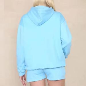 Ensemble court personnalisé pour femme : sweat à capuche court et short zippé en molleton de coton respirant et écologique avec service OEM - Product Image 4
