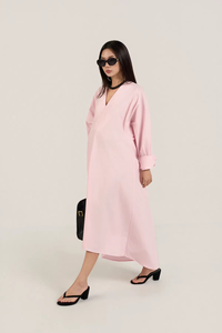 Robe décontractée mi-longue d'été en popeline 100 % coton à rayures complètes, col en V, manches classiques, coupe droite et ample - Product Image 4