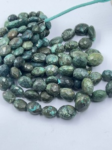 Cuentas de Turquesa Tibetana Natural Facetadas Ovaladas de 13-20 mm, Hilo de 14 Pulgadas para la Fabricación de Joyas - Product Image 2