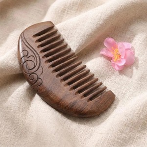 Peine de Madera Natural para el Cabello, Peine de Masaje Duradero y Pulido, Hecho a Mano, Antiestático, para un Cabello Saludable - Product Image 6
