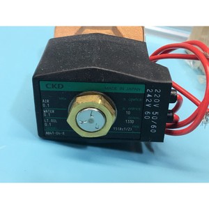 Válvula Solenoide CKD AB41-04-8, 172035 - Equipo y Piezas de Semiconductores de Confianza de Tradicción Global - Product Image 1