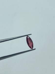 Espinela Natural Roja Facetada Corte Marquesa para Anillos y Joyería de Alta Calidad 0.56 Quilates - Product Image 5