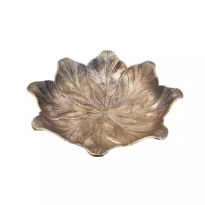 Bol de rangement décoratif doré Bol à fruits secs en fonte d'aluminium Bol à collations et à bonbons durable pour les fêtes - Product Image 2