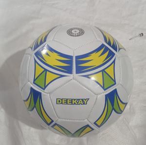 Exportador Indio de Balones de Fútbol de PVC de la Mejor Calidad para Interiores y Exteriores, Tamaño 5, para Entrenamiento, Disponibles a un Precio Accesible - Product Image 1