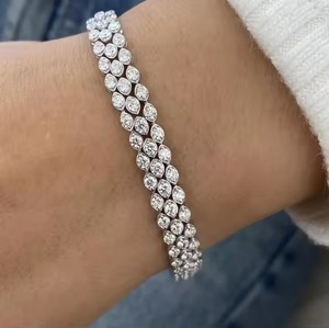 Customized Shape Moissanite Diamond Tennis Bracelet Bezel Setting 18K White Gold Diamond Bracelet for Both Men and Women - Product Image 3