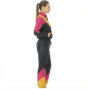 Chaqueta Deportiva Cortavientos para Mujer, Confeccionada con Tela Ligera y Transpirable que Brinda Máxima Comodidad Durante el Ejercicio - Product Image 4