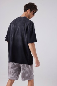 เสื้อยืดผู้ชายประดับเพชร แบรนด์สั่งทำพิเศษ ดีไซน์ใหม่ ขายดีที่สุด ขายส่ง เสื้อยืดผู้ชายประดับเพชร - Product Image 2
